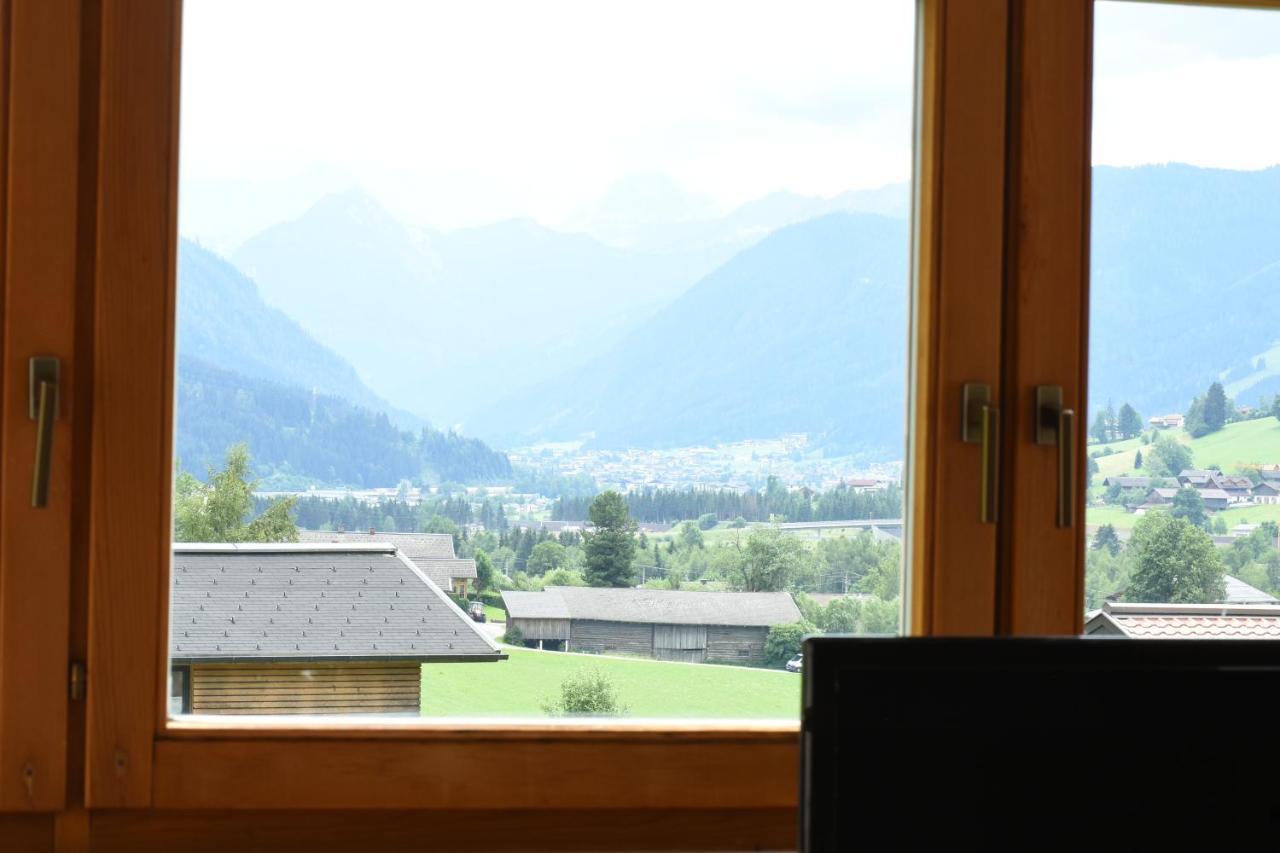 Haus Rs Apartamento Eben Im Pongau Exterior foto